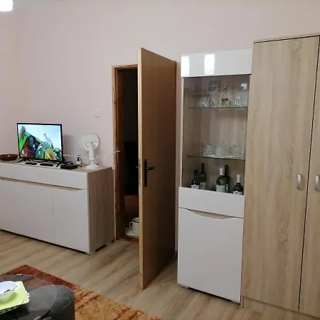 Visnja Apartment