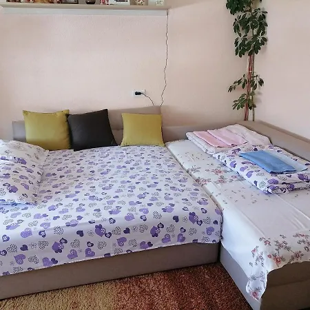 Visnja Apartment *